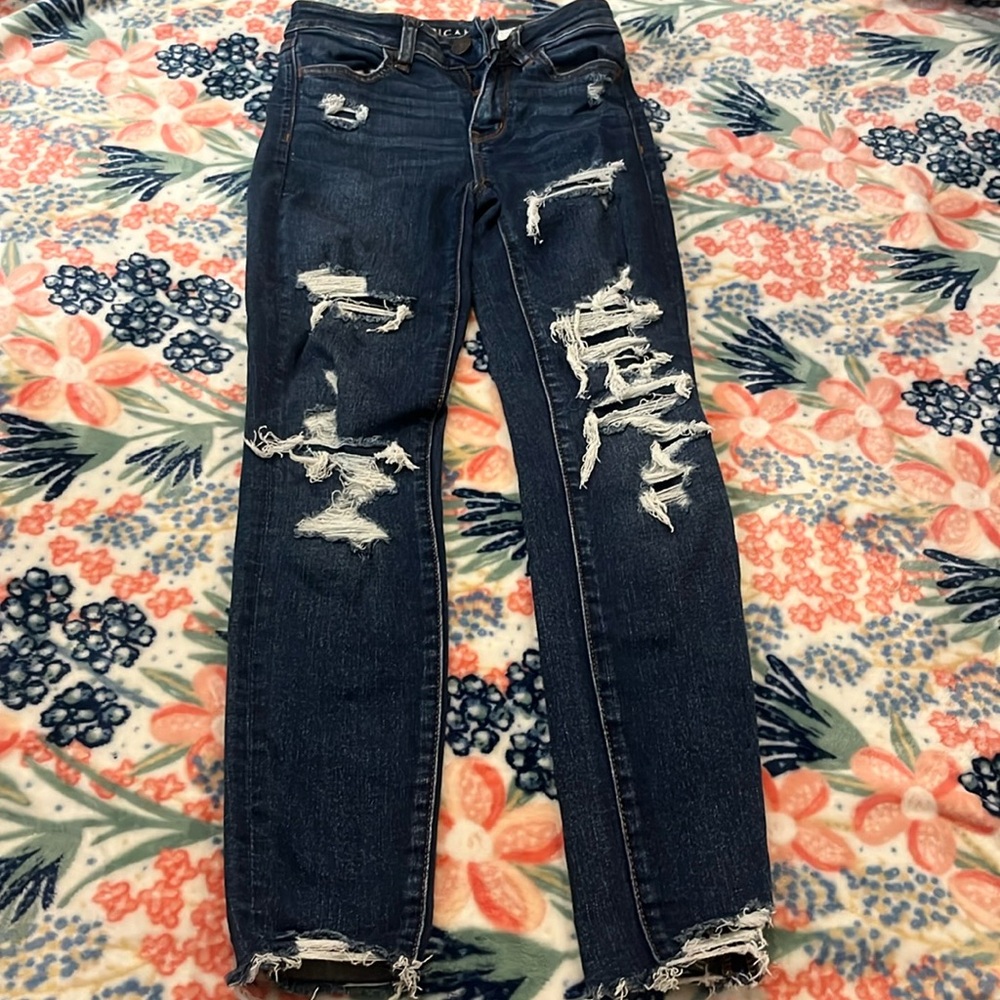 AMERICAN EAGLE JEANS!